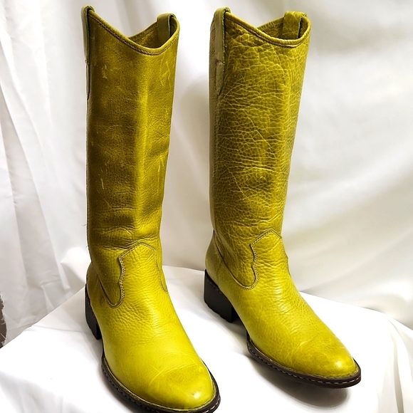 Born Shoes - Born Shavono Tall Western Heeled Leather boots (womens size 8.5)